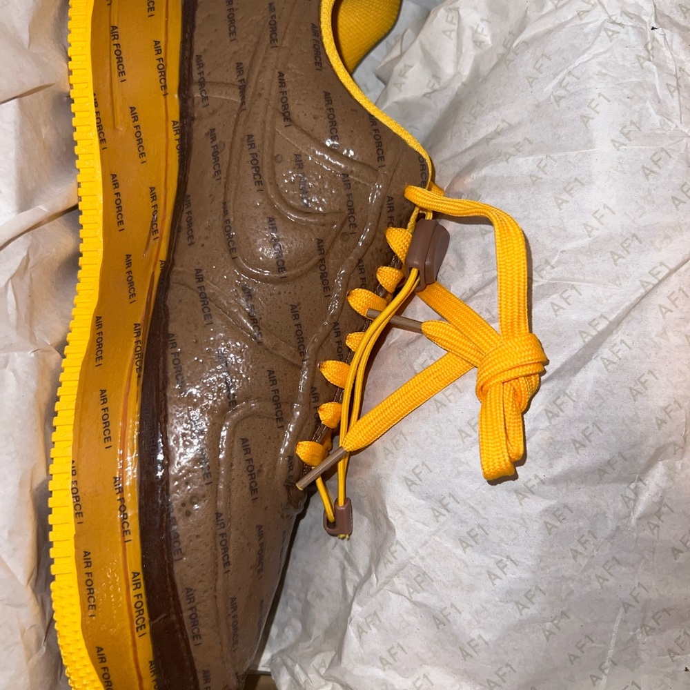 Nike Air Force Sneakers Brown Yellow